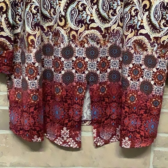 CB - Sz L - Women's Paisley Top - Red and Cream - Picture 2 of 5